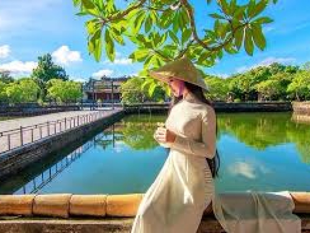 HÀ NỘI - HUẾ - ĐÀ NẴNG - BÀ NÀ - HỘI AN - HÀ NỘI 6 NGÀY 5 ĐÊM